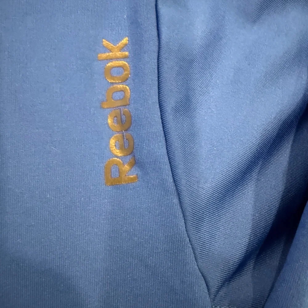 Reebok Athletic Shirt - Picture 2 of 4